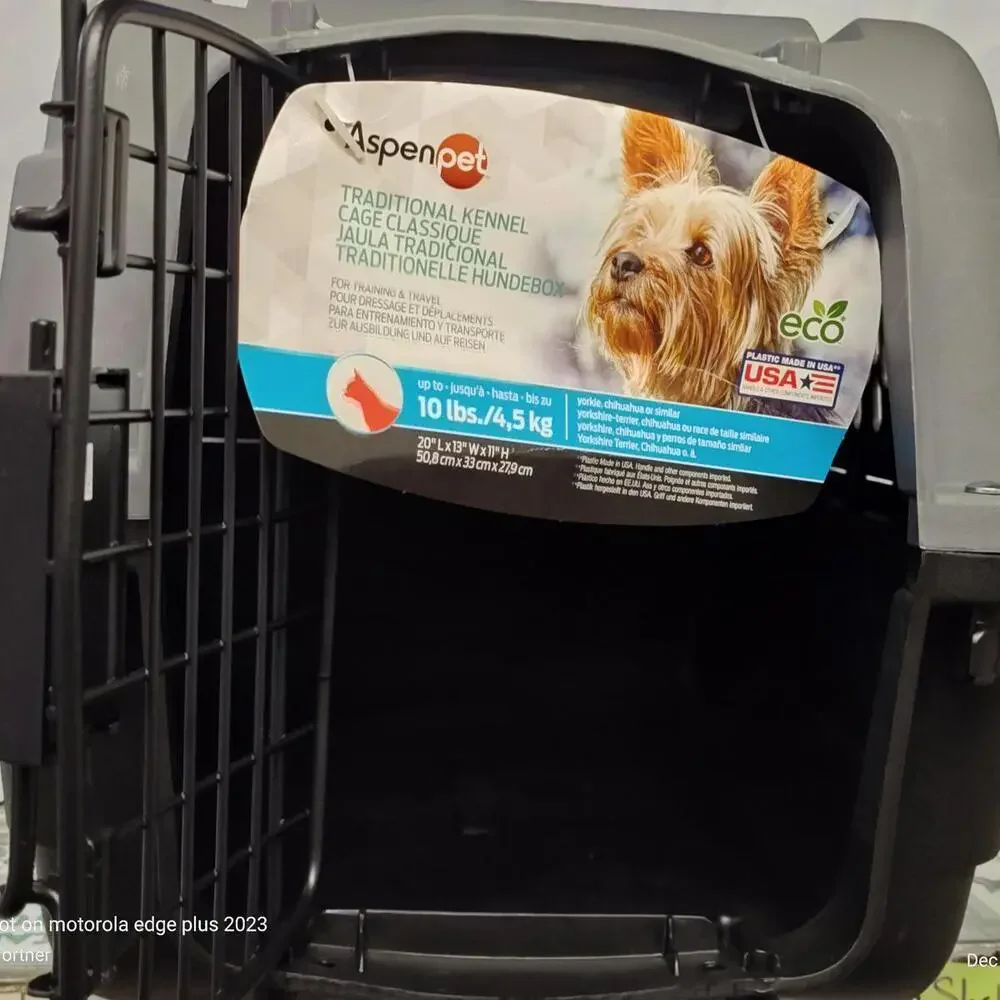 Aspen Pet Traditional Dog & Cat Kennel, Gray/Black, up to 10# 20